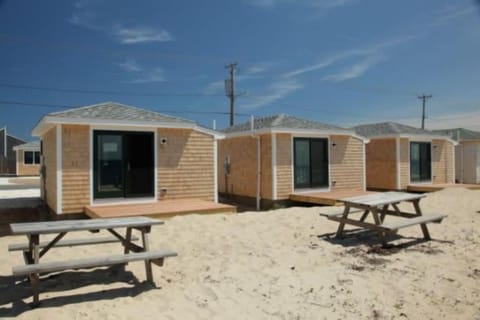 Cozy Beach Bungalow Casa in North Truro