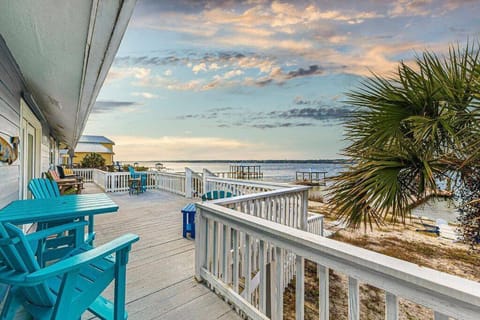 Patio, Day, View (from property/room), Balcony/Terrace