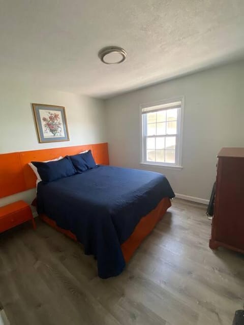 Lovely 2 bedroom with pool #2B Apartment in Hampton Beach