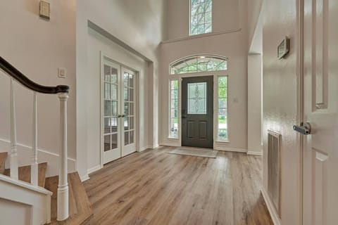 New!4BR Villa with Easy Access to all Woodlands Amenities Villa in The Woodlands