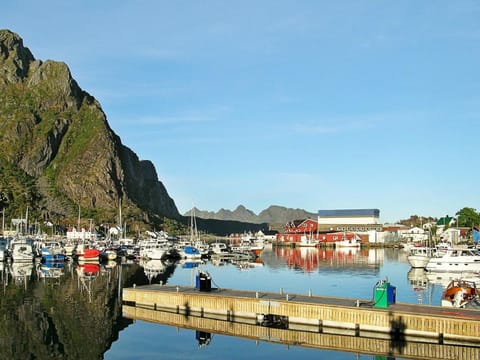 6 person holiday home in Svolv r House in Lofoten