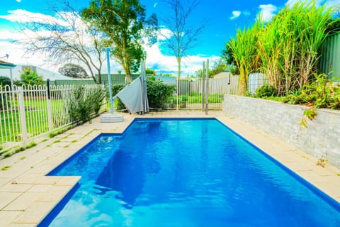 Pool view, Swimming pool