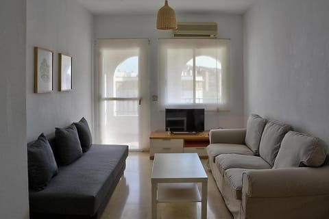 TV and multimedia, Living room, air conditioner