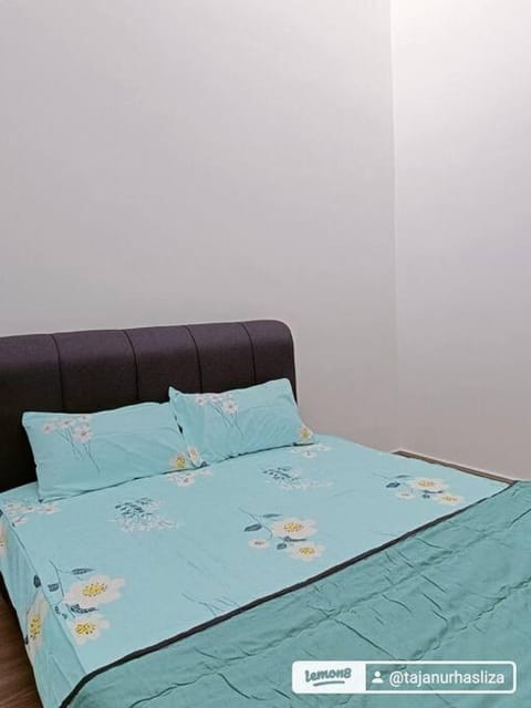 Homestay Seksyen 29 Shah Alam Apartment in Subang Jaya