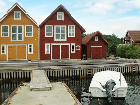 Four-Bedroom Holiday home in Urangsvåg House in Rogaland