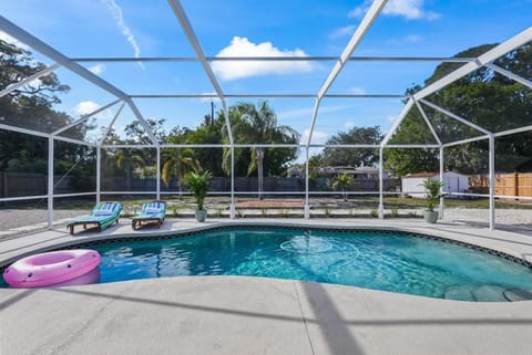 Coastal Home 10 min to the Beach House in Bradenton