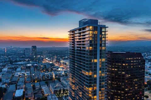 Property building, Day, Bird's eye view, City view, Sunrise, Sunset