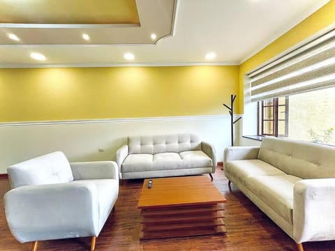 Cerca de ToDo ! Apartamento in Ambato