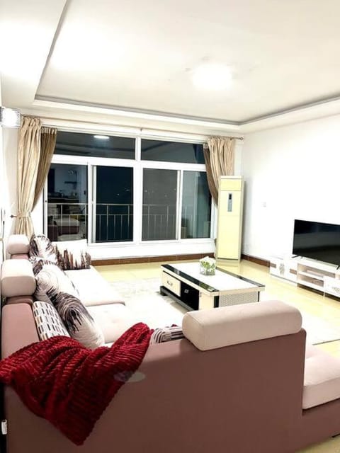 Communal lounge/ TV room, TV and multimedia, Evening entertainment