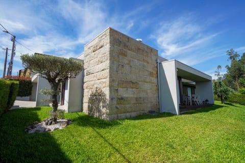 Property building, Off site, Garden, Garden view