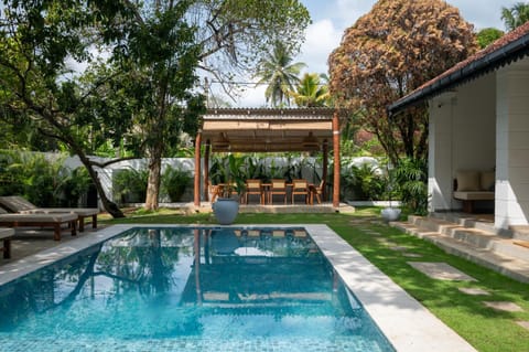 Day, Pool view, Swimming pool, sunbed