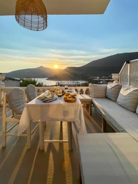 Balcony/Terrace, Balcony/Terrace, Sea view, Dinner, Sunset