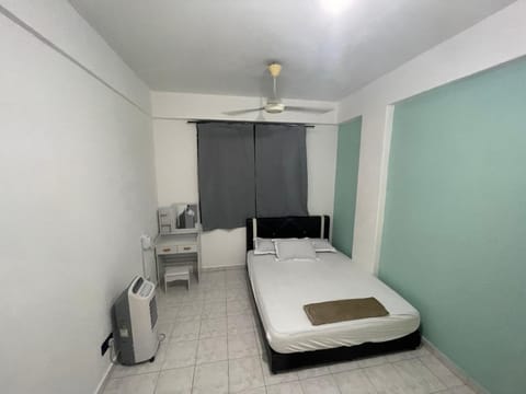 Blissful Breeze 4 ROOMS & NETFLIX by EZYROOM MELAKA Apartment in Malacca