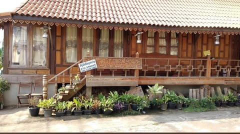 Sichampa Guest house Bed and Breakfast in Vientiane Province, Laos