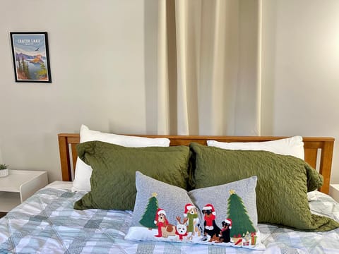 Cozy Christmas Crater Lake House Close to Hwy97 House in Klamath Falls