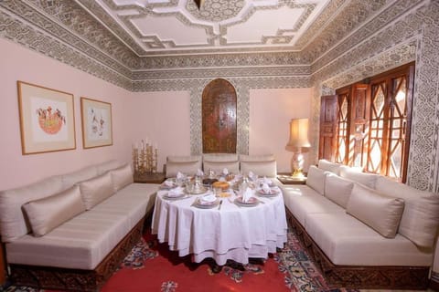 Villa Riad luxe centre marrakech majorelle Rue Yves st laurent Villa in Marrakesh