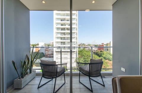 New-exclusive 2-bedroom Apt In Molas Lpez Area Apartment in Asunción