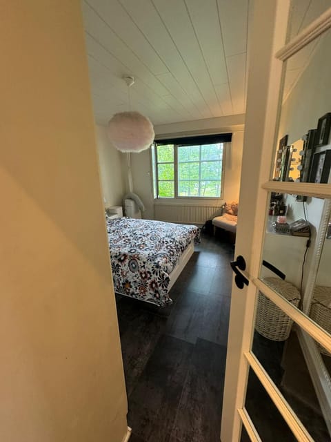 3BR Luxe Family Holiday Home with Private Jacuzzi in Espoo Villa in Uusimaa