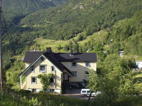 Facade/entrance, Hiking