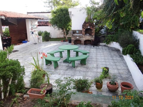 Patio, Day, Garden, Dining area, Garden view