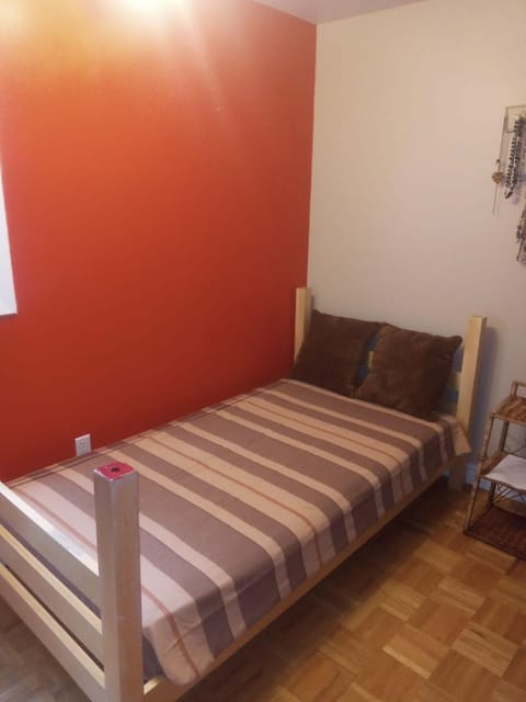 Single BED ROOM for Rent Alojamento de férias in Milton