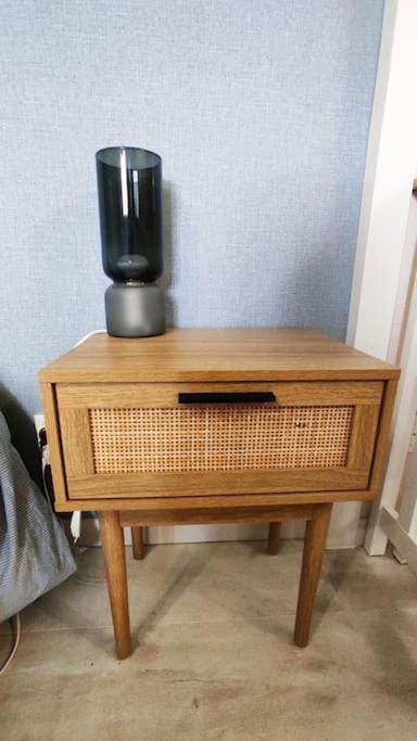 Studio neuf dans maison avec piscine partagée Apartment in Riom