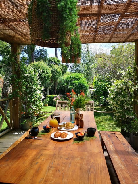 Garden, Garden view, Breakfast, Continental breakfast