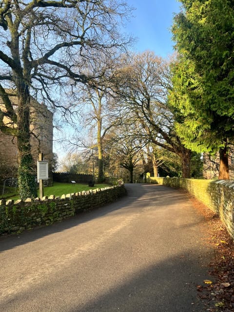 The Former Watch Tower St Briavels- Dog friendly with Private fenced garden Apartment in Forest of Dean