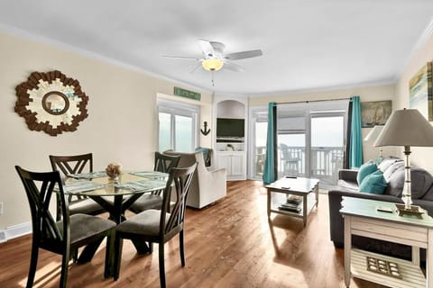 SunShine Daydream Apartment in Kure Beach