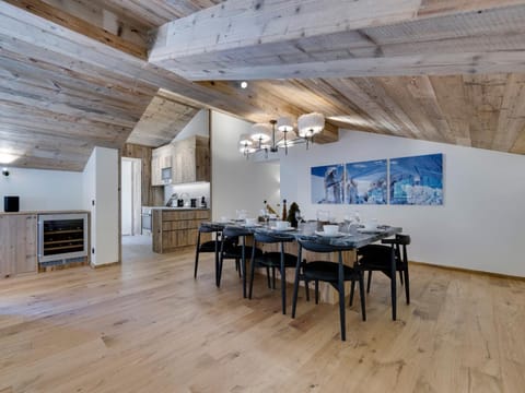 Appartement duplex à Val d'Isère, sauna, cheminée, 4 chambres en suite, parking, pour 8 personnes - FR-1-567-123 Apartment in Val dIsere