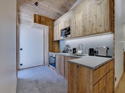 Appartement duplex à Val d'Isère, sauna, cheminée, 4 chambres en suite, parking, pour 8 personnes - FR-1-567-123 Apartment in Val dIsere