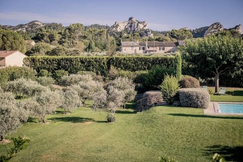 Villa Domitia Splendid View 5mn walk from center of Saint Remy Villa in Saint-Remy-de-Provence