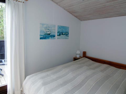 4 person holiday home in Bl vand Casa in Blåvand