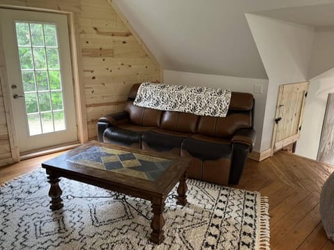 Red Barn Lodge with a Boat slip at Leach Lake Casa in Leech Lake