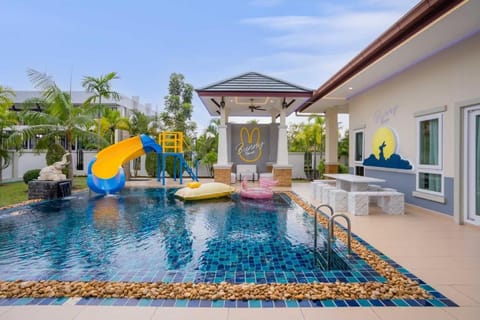 Bunny House Pool Villa Na Jomtien Villa in Pattaya City