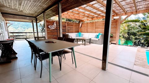 Patio, Day, View (from property/room), Balcony/Terrace, Living room, Seating area, Dining area