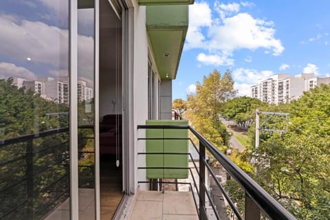 View (from property/room), Balcony/Terrace