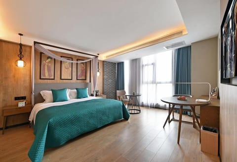 Mehood Lestie Hotel - Xi'an Jiaotong University Xijing Hospital Changle Park Metro Station Hotel in Xian