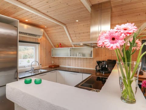 Three-Bedroom Holiday home in Blåvand 18 Maison in Blåvand