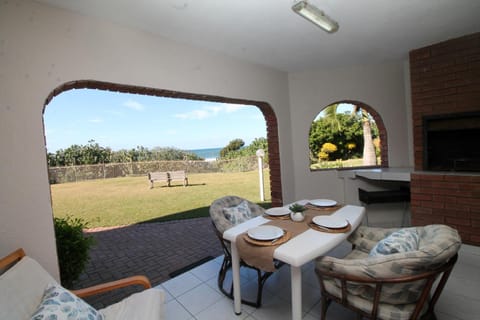 Patio, View (from property/room), Seating area, Garden view