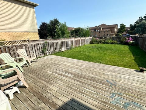 Patio, Day, Garden, Balcony/Terrace, Garden view