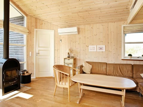 Three-Bedroom Holiday home in Vestervig 1 Haus in Vestervig