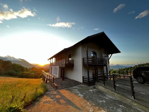 Property building, Day, Natural landscape, Mountain view, Sunrise, Sunset