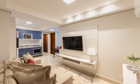 Communal lounge/ TV room, TV and multimedia, Kitchen or kitchenette, Living room, Seating area