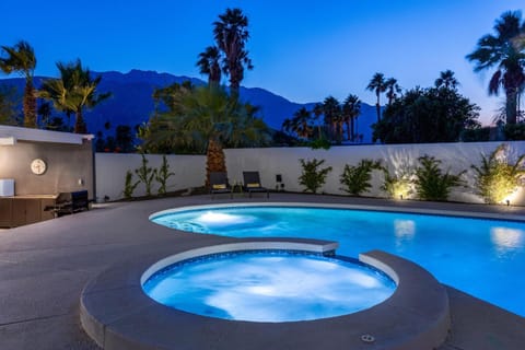 Enchanting Escudero House in Palm Springs