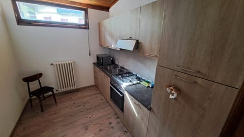 Kitchen or kitchenette, oven, stove