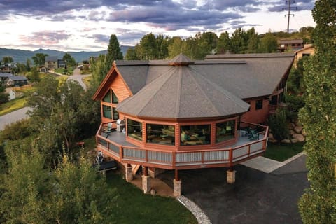 Moose Meadows Lodge - Huge Views, Great Room, Game Room, Theater House in Steamboat Springs