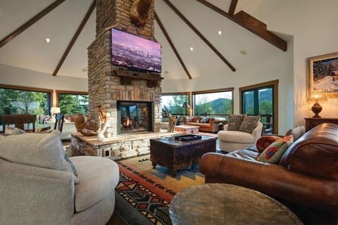 Moose Meadows Lodge - Huge Views, Great Room, Game Room, Theater House in Steamboat Springs