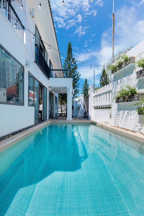 Pool view, Swimming pool