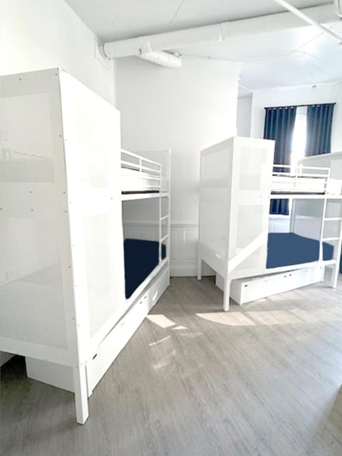 Bedroom, bunk bed, locker, air conditioner